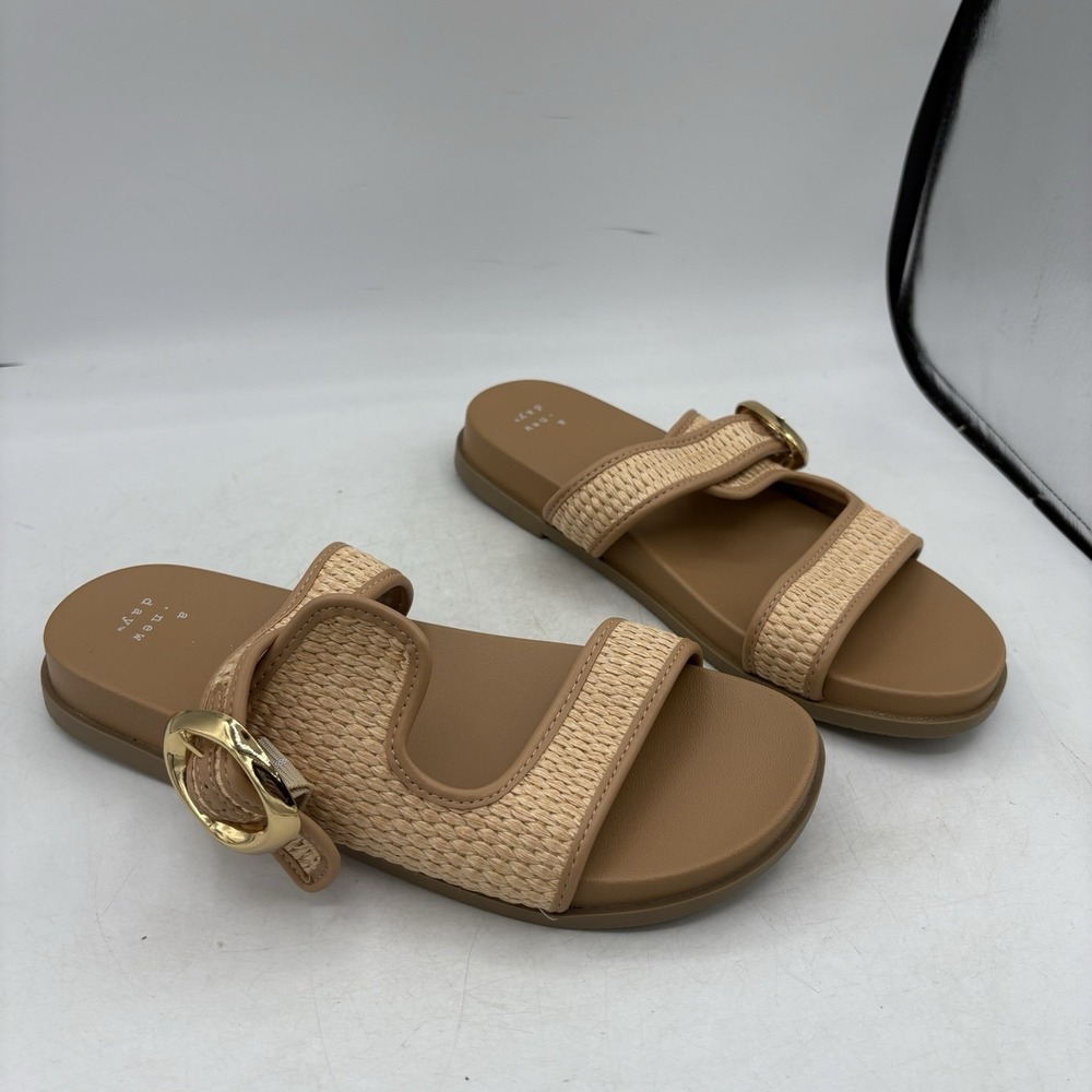 A New Day Sandals Womens Size 8.5 Meg Memory Foam Beige Slide Strappy Buckle